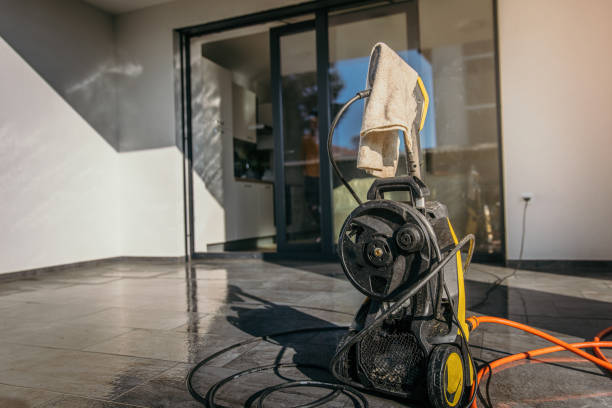 Best Rust Removal  in Dade City North, FL